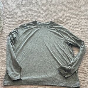 L.L. Bean Men's Heather Gray Long Sleeve Tee